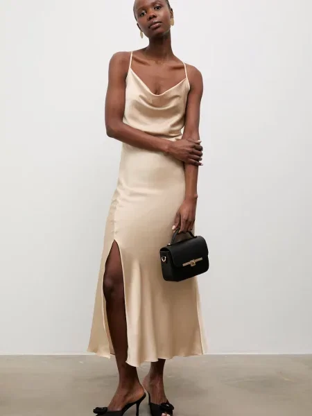 Answear.LAB φόρεμα lingerie μπεζ