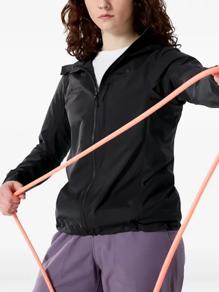Geacă Arc'teryx cu glugă negru