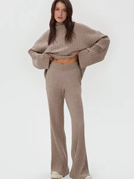 Штани Estro бежевий