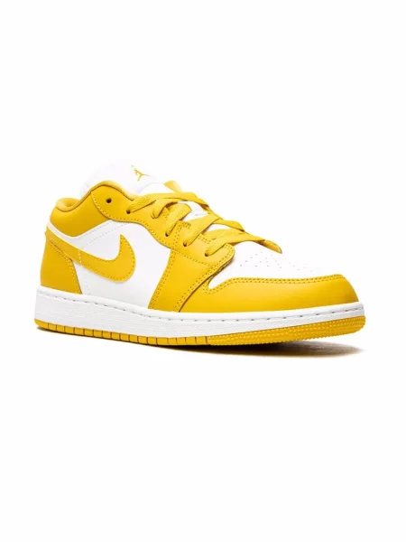 Sneakersy dziecięce Jordan białe