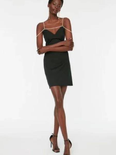 Rochie Trendyol cu bretele negru