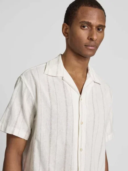 Koszula casualowa z kołnierzem z połami model ‘BLUWILLIAM’ Jack & Jones Premium biała