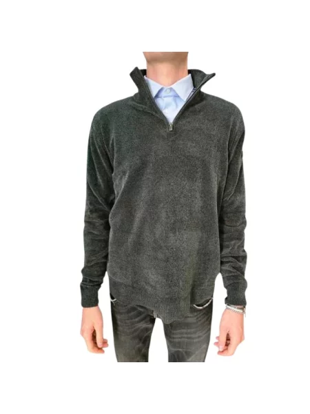 Aksamitny sweter Rrd zielony