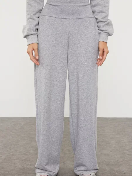 Trendyol Pantaloni deschis gri