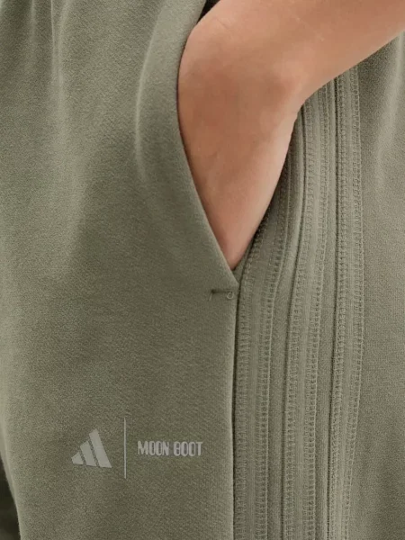 Спортивні штани adidas adidas x Moon Boot однотонні зелений