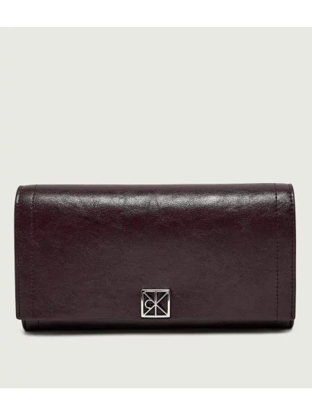 Calvin Klein Pénztárca Emblem Hw Long Bifold Barna lila