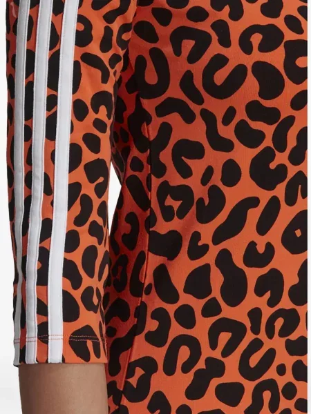 Legginsy Adidas do biegania z nadrukiem z dekoltem w serek czerwone