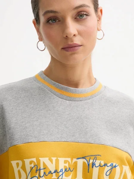 Кофта United Colors of Benetton x Stranger Things з принтом сірий