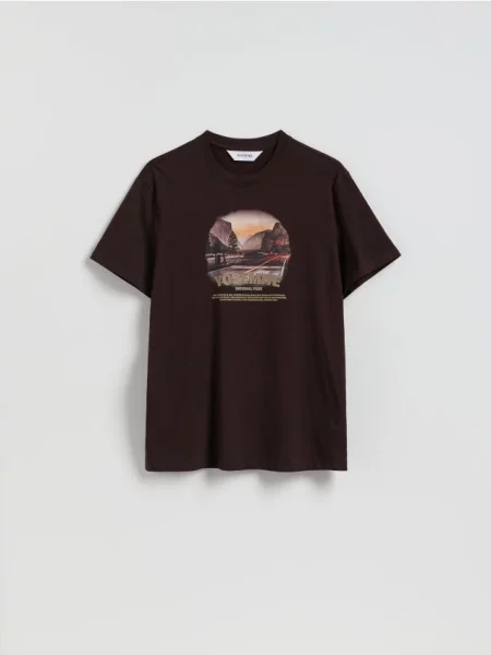 Reserved Tricou regular cu imprimeu maro-închis maro