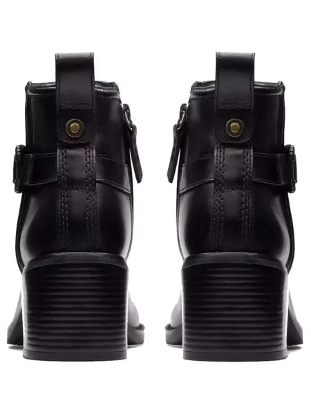 Čižmy Clarks čierna