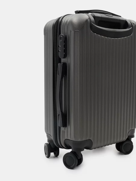 Чемодан Sinsay