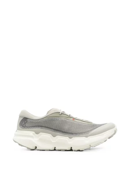 Sneakerși On plasă gri
