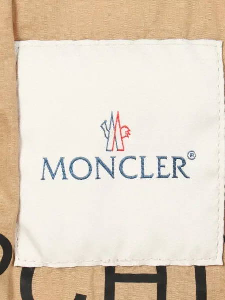Péřová bunda Moncler černá