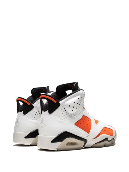 Sneakersy Jordan retro pomarańczowe