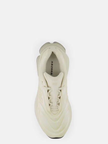 Кроссовки New Balance бежевые