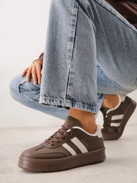 Sneakers maro