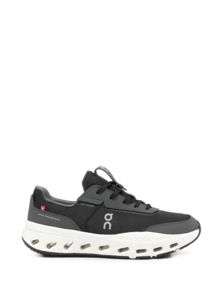 Sneakerși On negru