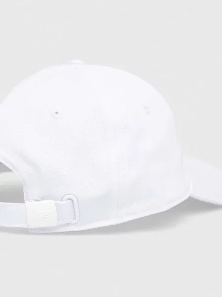 Lacoste czapka z daszkiem z aplikacją biały