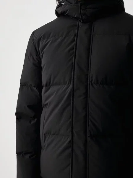 Пуховик Guess