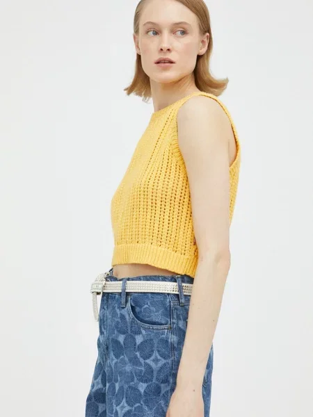 Елек Levi's жълто