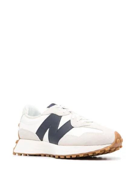 Nėriniuotos sportbačiai New Balance 327 su raišteliais