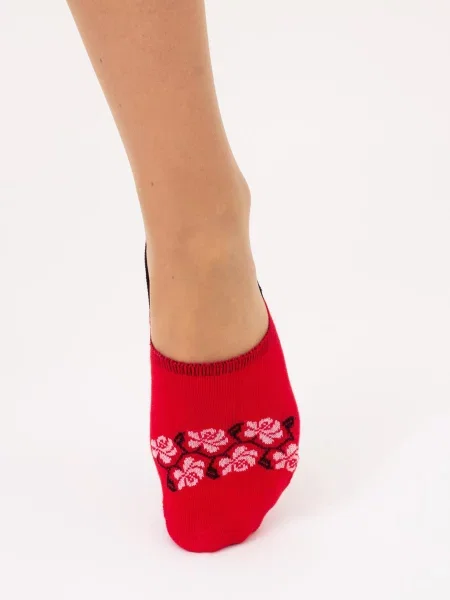 Giulia Підслідники червоний