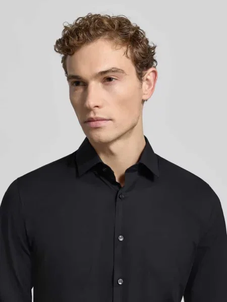 Koszula biznesowa o kroju super slim fit z bardzo długim rękawem model ‘URBAN KENT’ Olymp No. Six czarna