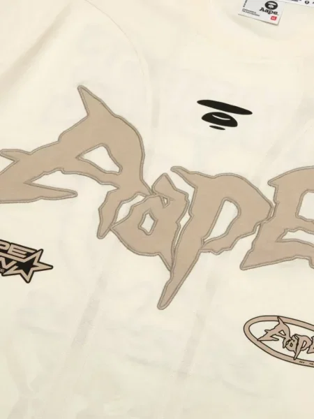 Tricou Aape By A Bathing Ape cu aplicații