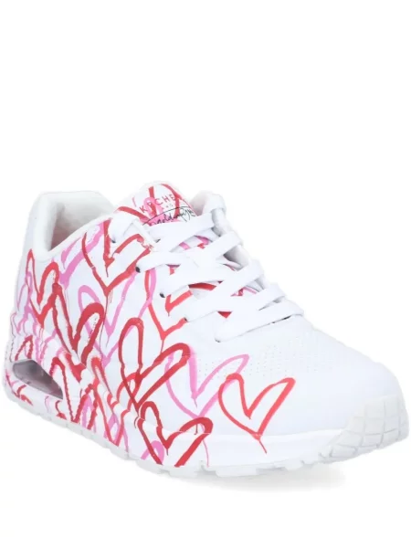 Sneakerși Skechers cu imagine cu motiv cu inimi alb