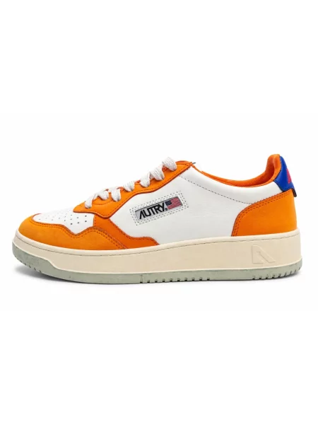 Sneakersy Autry białe