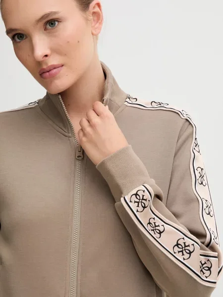 Свитер Guess с аппликацией