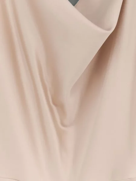 Rochie maxi Actualee din satin fără mâneci