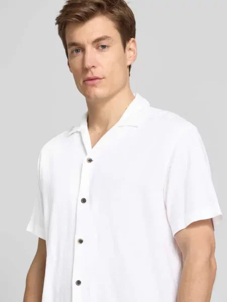Koszula casualowa o kroju relaxed fit z mieszanki i lnu Tom Tailor Denim biała