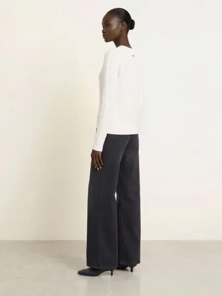 Calvin Klein Svetry bílá