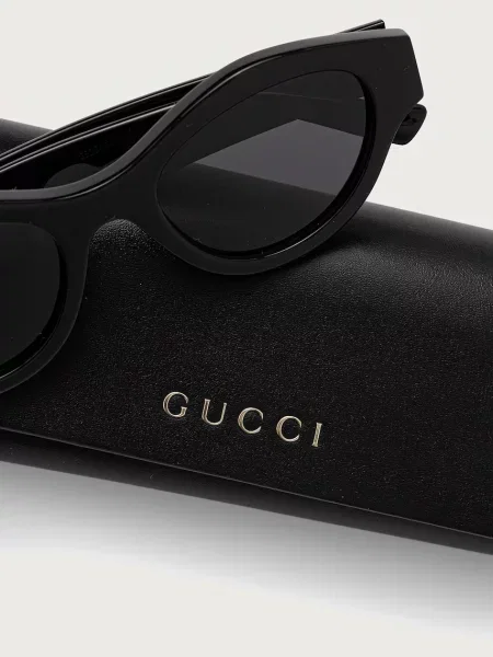 Солнцезащитные очки Gucci