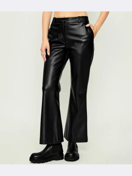 HUGO Pantaloni | flare fit negru
