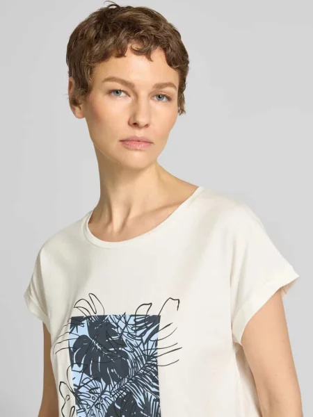 T-shirt z przyszytą zakładką na rękawach model RINA' Soyaconcept