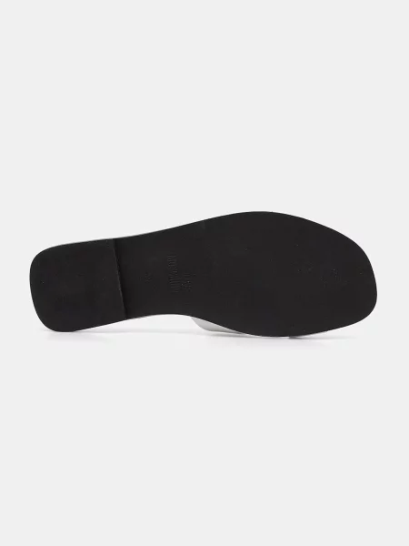 Love Moschino női bőr papucs fehér