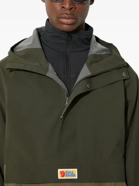 Яке Fjallraven с качулка зелено