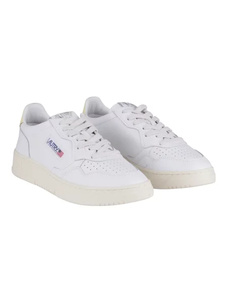 Sneakersy Autry białe