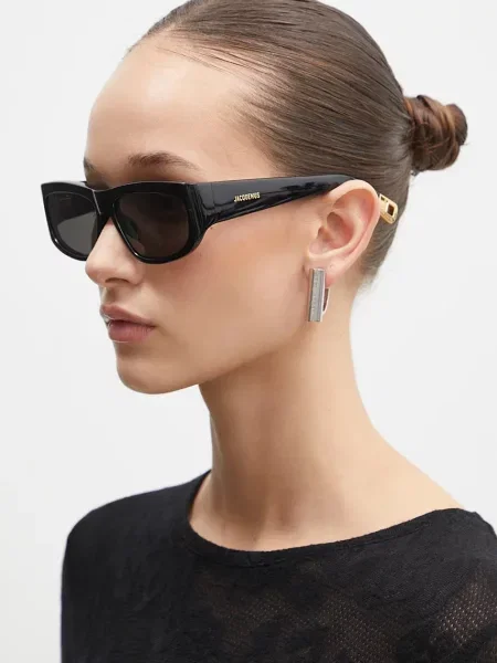 Солнцезащитные очки Jacquemus черные