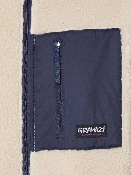 Dzseki Gramicci bézs