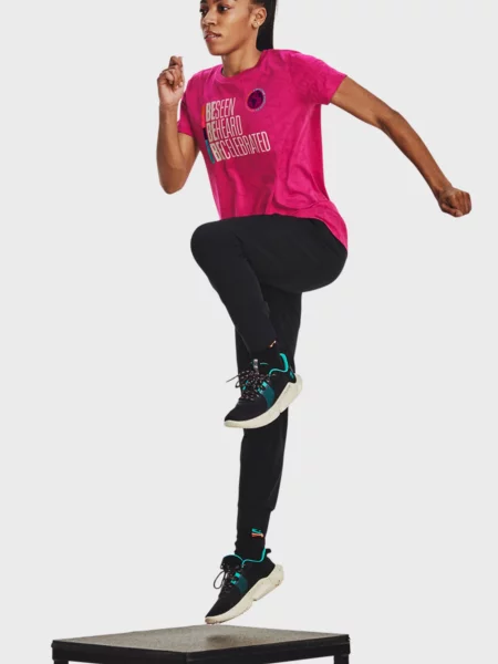 Спортивна футболка Under Armour рожева
