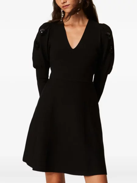 Scurt rochie Twinset cu broderie tricotate negru