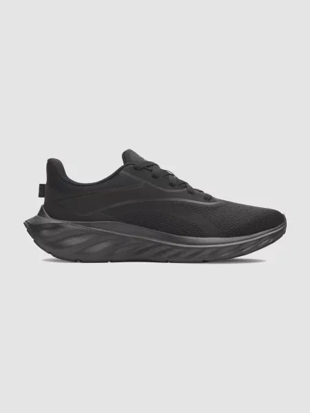 Кроссовки Under Armour черные