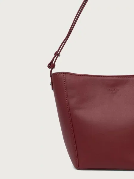 Кожаная дорожная сумка Weekend Max Mara
