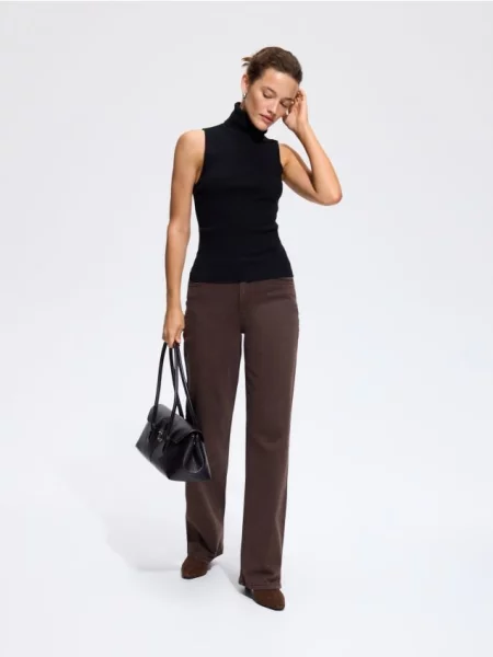 Reserved Blugi straight comfort maro