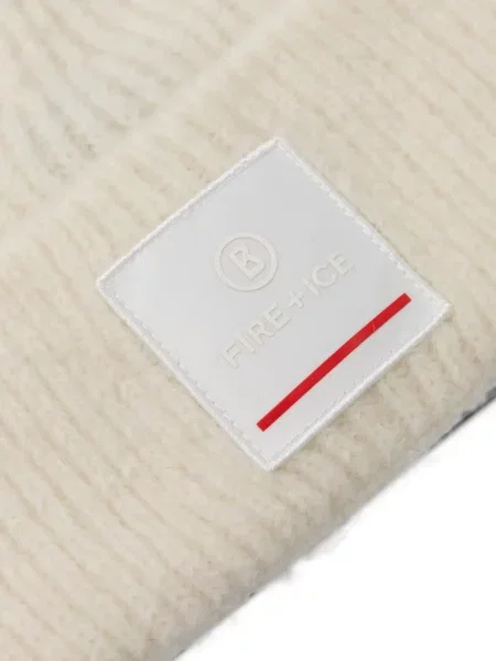 Căciulă Bogner Fire+ice tricotate cu autograf alb