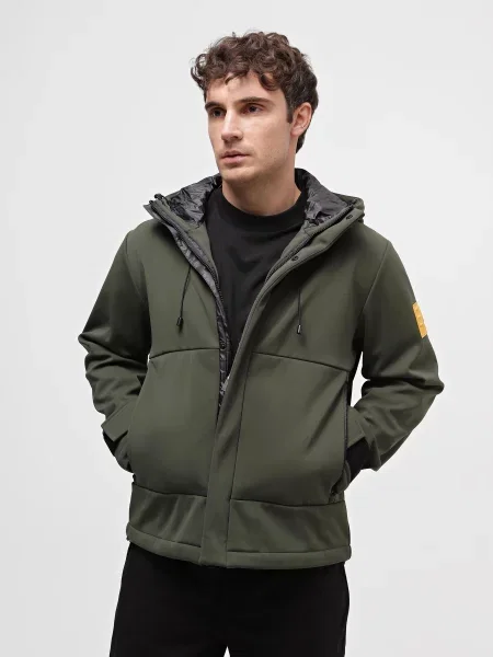 MOUNTAIN Softshell Демісезонна куртка зелений