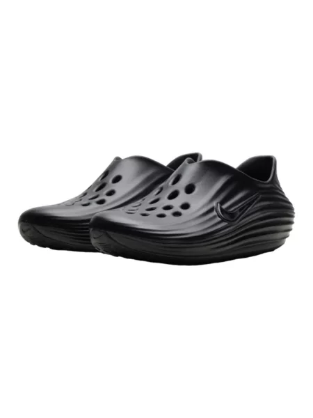 Félcipő Nike fekete